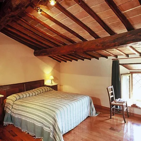 Sleeps 6 *